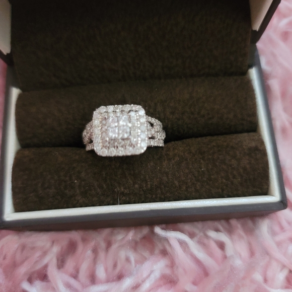 Diamond ring - Picture 4 of 5